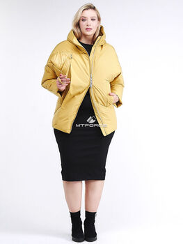 Женская зимняя классика куртка стеганная желтого ц