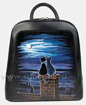 Черный рюкзак с котиками