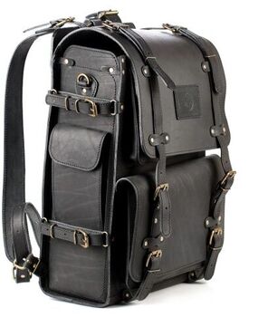 Походный кожаный рюкзак Legion черный